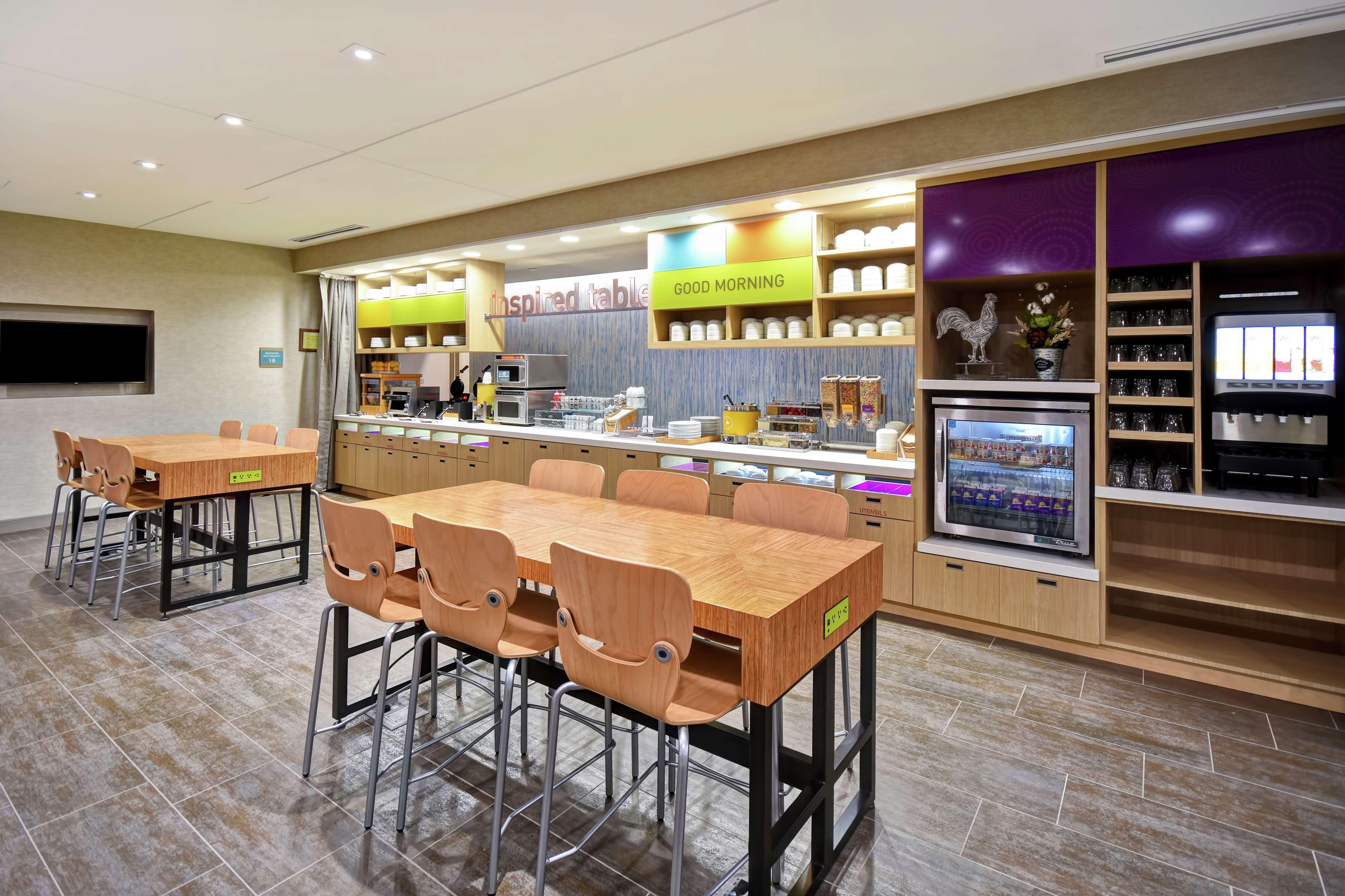 Home2 Suites By Hilton Frankfort Buitenkant foto