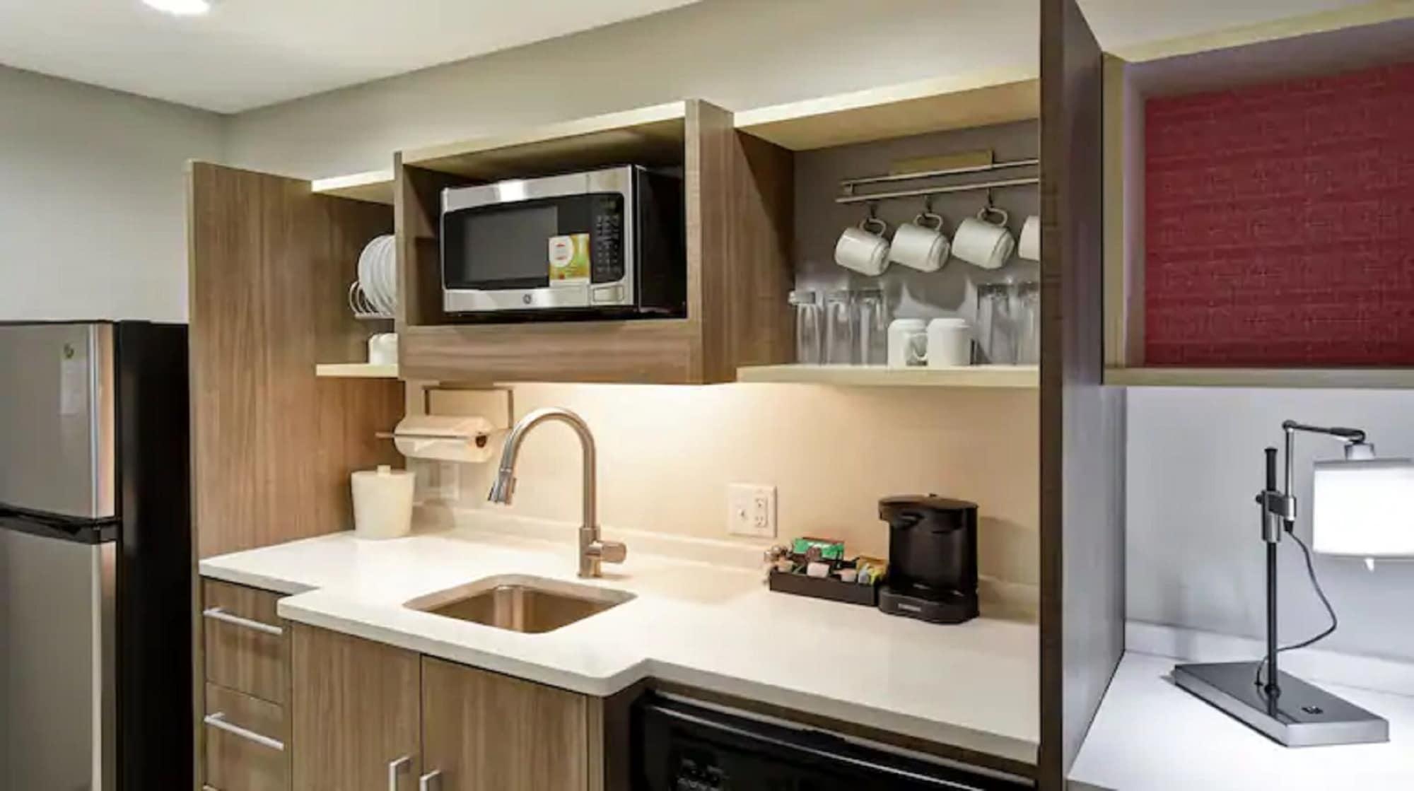Home2 Suites By Hilton Frankfort Buitenkant foto