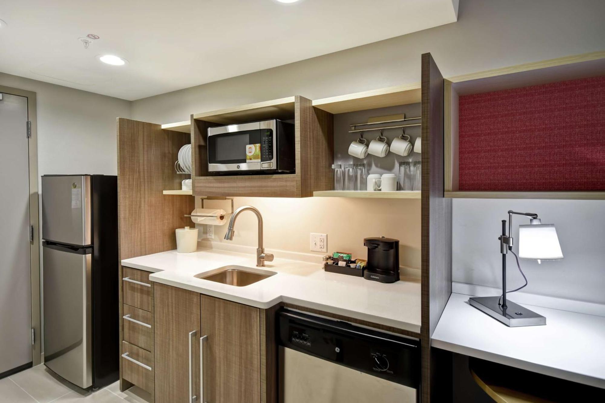 Home2 Suites By Hilton Frankfort Buitenkant foto